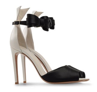 Gianvito_Rossi_SS2012_smoking_schoen