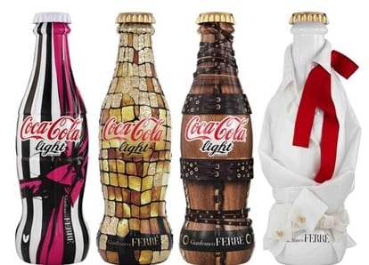 Gianfranco Ferré’s geest in een Coca Cola Light flesje