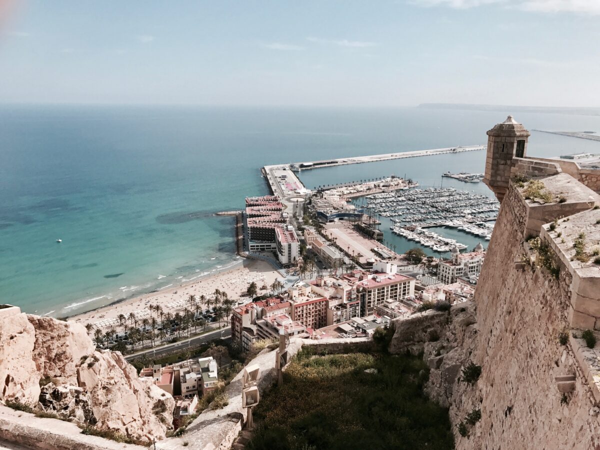 Alicante reisgids: ontdek de mooiste plekjes